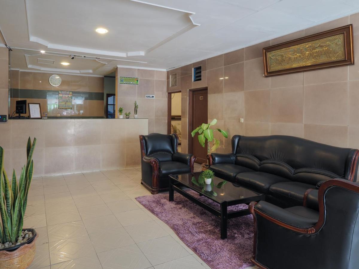 New Gentala Hotel Медан Экстерьер фото